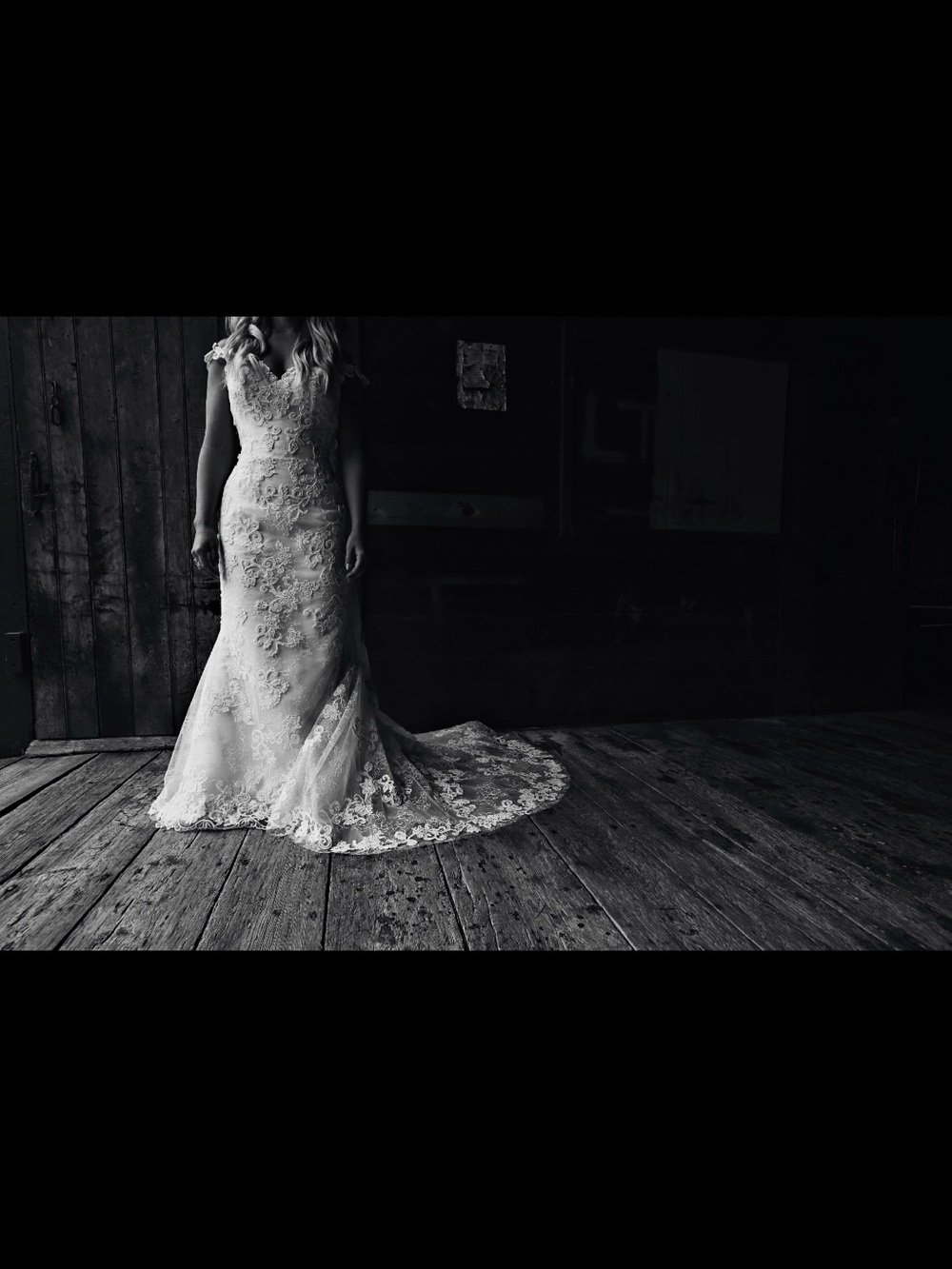 Ivory Lace Bridal Mermaid Dress with Train